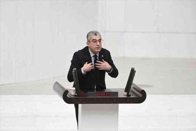 TBMM'de FETÖ polemiği! Ortalık bir anda karıştı, Meclis Başkanı da tartışmaya katıldı