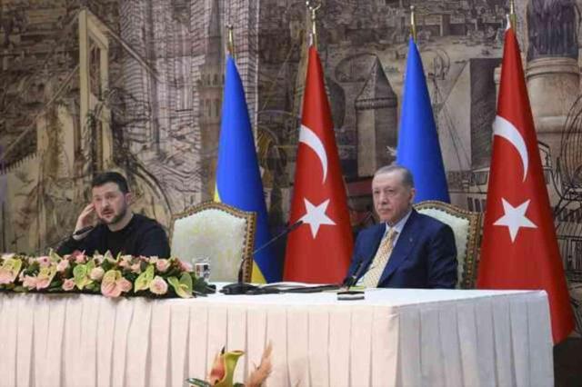 Cumhurbaşkanı Erdoğan: Rusya'nın da bulunacağı bir barış zirvesine ev sahipliği yapmaya hazırız