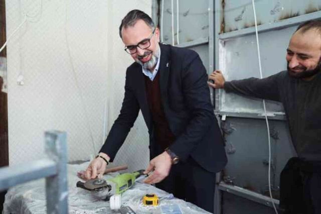Ferhat Erol kimdir? Cumhur İttifakı Bursa- Kestel Belediye Başkan adayı Ferhat Erol kaç yaşında, nereli?