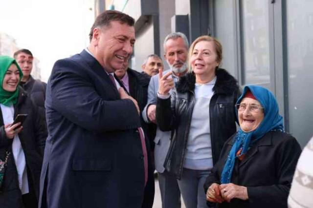 Özkan Alp kimdir? AK Parti Eskişehir- Odunpazarı Belediye Başkan adayı Özkan Alp kaç yaşında, nereli?