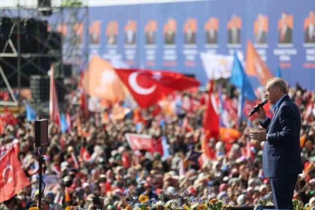 Büyük İstanbul Mitingi'nde konuşan Erdoğan: Biz 1,5 milyona alıştık, bugün karşımda 650 bin kişi var