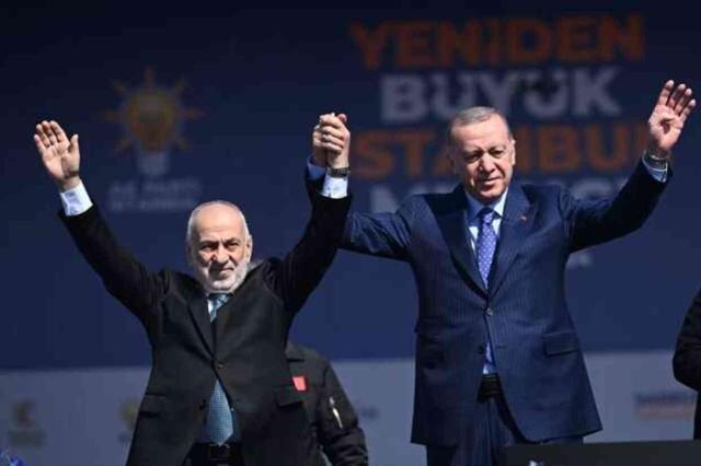 Fatih Erbakan'dan Suat Pamukçu açıklaması: Yolunu kaybetmiş bazı şahıslara rozet takıyorlar