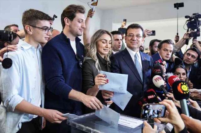 Ekrem İmamoğlu'nun Oy Kullanma Süreci ve Açıklamaları
