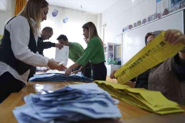 Seçim sonuçlarına itiraz süresi başladı! 2 il ve 5 ilçe için başvuru yapıldı