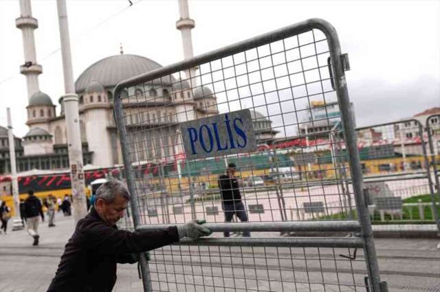 Cumhurbaşkanı Erdoğan: Taksim Meydanı mitinge uygun değil, muhalefet 1 Mayıs'a gölge düşürmeye çalışıyor