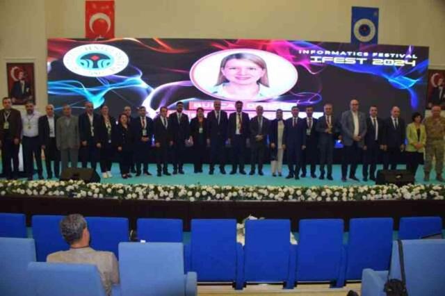 Dr. Ekrem Teymur: Üniversite bölümlerinin %80'i kapatılmalı