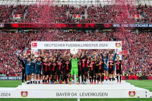 Bundesliga tarihinde bir ilk! Bayer Leverkusen, namağlup şampiyon oldu