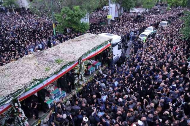 Reisi'nin cenazesine Türkiye'den iki isim katılacak