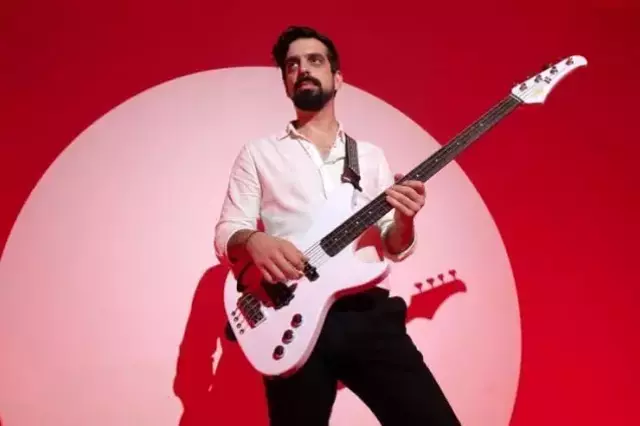 Sevgilisini dövdüğü gerekçesiyle hakim karşısına çıkan şarkıcı Can Tunaboylu hakim karşısına çıktı: Mağdurum