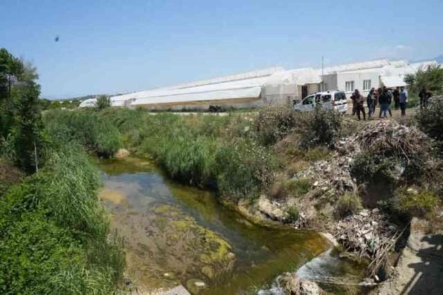 Dereye düşen otomobilde acı son: 25 yaşındaki genç ve 1 buçuk yaşındaki bebek can verdi, 5 kişi yaralandı