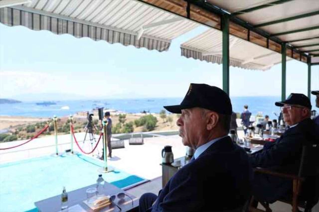 Cumhurbaşkanı Erdoğan: Türkiye teröristana izin vermeyecek, harekete geçmekten çekinmeyiz