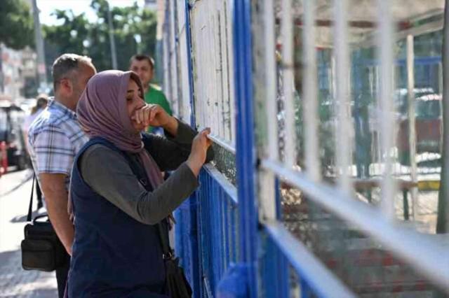 Liselere girecek 1 milyon öğrencinin sınav heyecanı başladı