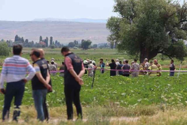 Kayseri'de eğitim uçağı düştü! Kayseri'de olay yerinden görüntüler!