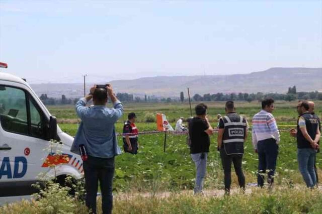 Eğitim uçağı kazasında çarpıcı detay! Şehit pilotlar tarlada çalışan 20 işçinin hayatını kurtarmış
