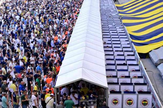 Fenerbahçe başkanlık seçiminde oy kullanma işlemi sona erdi