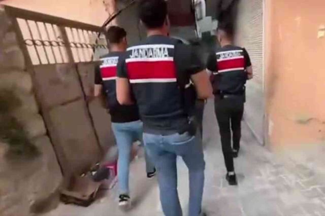19 ilde 'SİBERGÖZ-48' operasyonu! Hesaplarında 11 milyarlık işlem hacmi tespit edildi