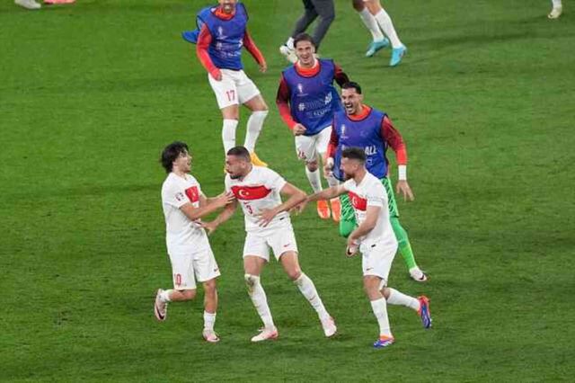 Sel olduk, biz geliyoruz! Avusturya'yı 2-1 yenen Türkiye, EURO 2024'te çeyrek finalde