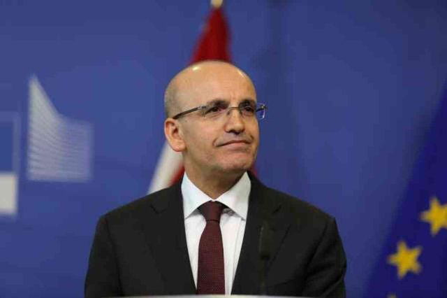Ekonomist Timothy Ash'ten 'enflasyon' açıklaması: Tek haneli rakamlara indirmek zor olacak