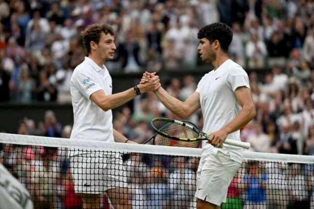 Wimbledon finalinden kareler! Tek erkekler yarı final maçını kim kazandı?