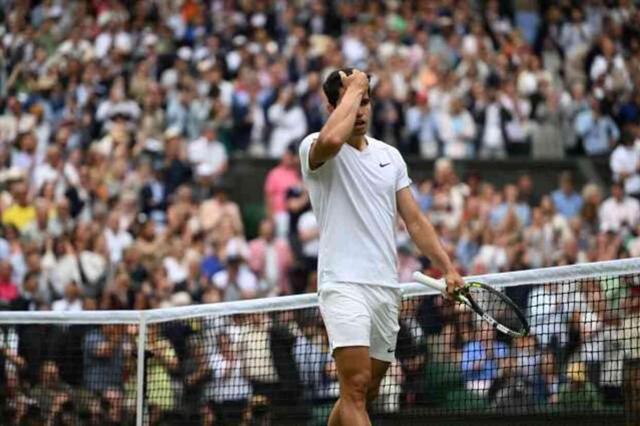 Wimbledon finalinden kareler! Tek erkekler yarı final maçını kim kazandı?