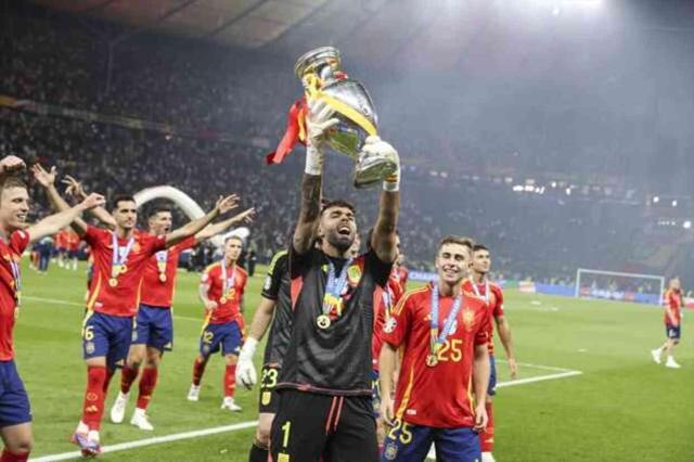 EURO 2024 Şampiyonu kim oldu? İSPANYA- İNGİLTERE MAÇINDAN KARELER
