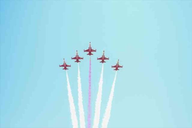 Türk donanmasından KKTC önlerinde 50 gemiyle gövde gösterisi