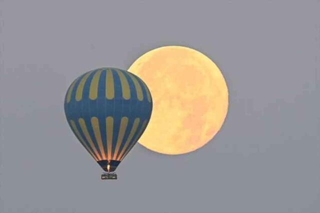 Kapadokya'da dolunay görüntüleri!