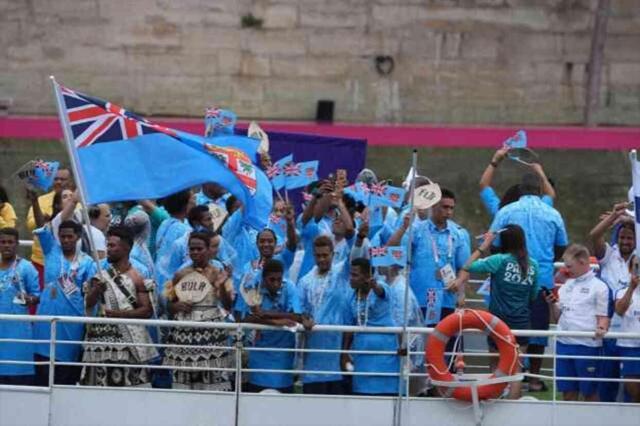 Fransa'da tarihi anlar! 2024 Olimpiyat Oyunları'nın açılışı Sen Nehri'nde gerçekleştiriliyor