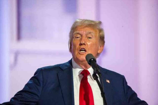 ABD'de yapılan ankette Trump, Kamala Harris'in önünde