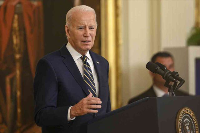 Trump, Putin'i tebrik etti ve Biden yönetimini eleştirdi