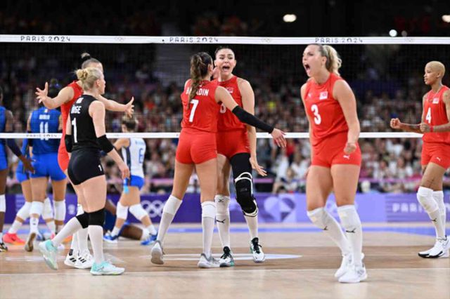 TÜRKİYE- ÇİN voleybol maçı ne zaman? Çeyrek final maçı ne zaman, saat kaçta?