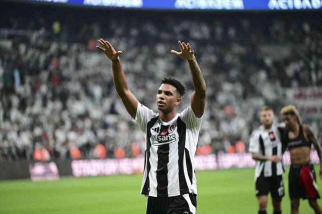 Beşiktaş'ın UEFA kadrosunda kimler var? Lugano maçının kadrosunda hangi futbolcular yer alıyor?