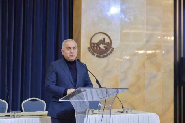 Fatih Belediye Başkanı Turan: Vatandaşlarımızı parçalayan köpekleri savcılık izniyle topladık