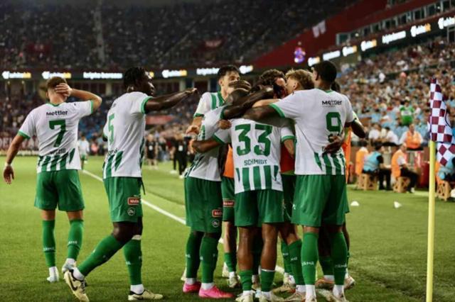 Trabzonspor, St. Gallen'e penaltılarda elenerek Avrupa defterini kapattı