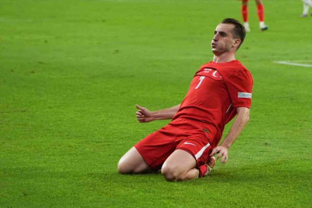 İzmir'de Kerem'in gecesi! A Milli Takımımız, İzlanda'yı 2-1 mağlup etti
