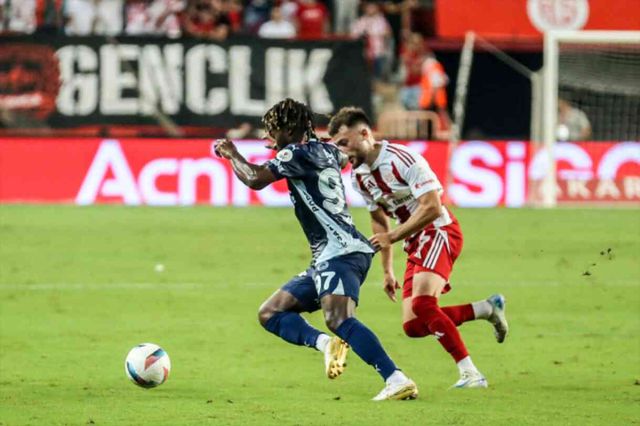 ANTALYASPOR- FENERBAHÇE maçı kaç kaç bitti? Antalyaspor- Fenerbahçe maç özeti!
