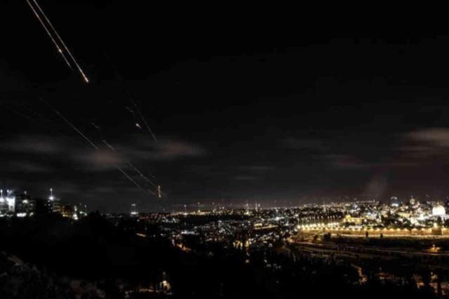 İsrail bir kez daha vurduğu Beyrut'ta tıp merkezini bombaladı