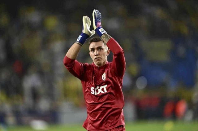 Muslera'nın yerine kim gelecek? Galatasaray kalecisi kim olacak?