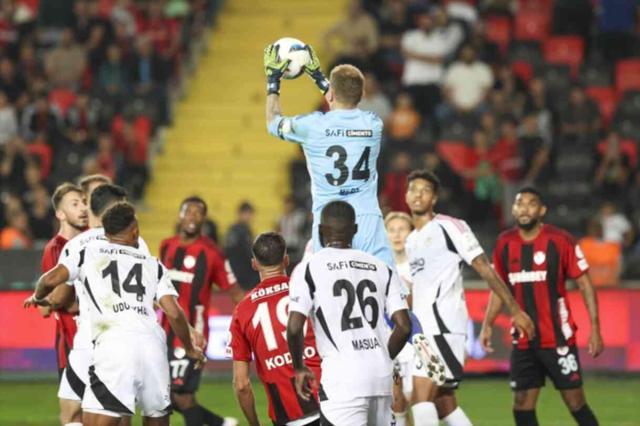 Mert Günok kadrodan neden çıkarıldı?