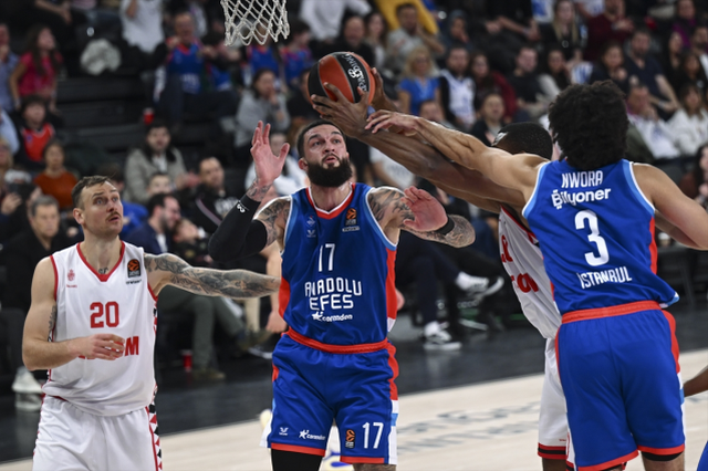 Real Madrid Anadolu Efes maçı hangi kanalda, saat kaçta? THY Euroleague Real Madrid Anadolu Efes basket maçı şifresiz mi?