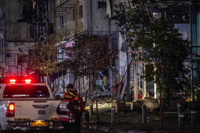 Hizbullah'tan Tel Aviv'e füze saldırısı: Çok sayıda yaralı var