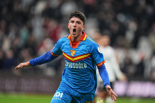Beşiktaş, Göztepe'ye sahasında 4-2 yenildi