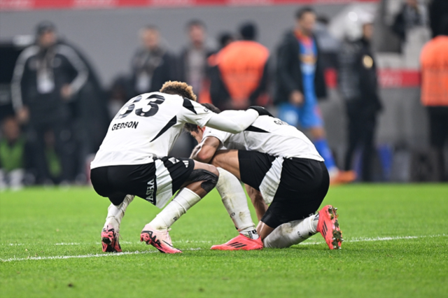 Sergen Yalçın Beşiktaş'a gelecek mi? Beşiktaş teknik direktörlük için Sergen Yalçın ile görüşüyor mu?