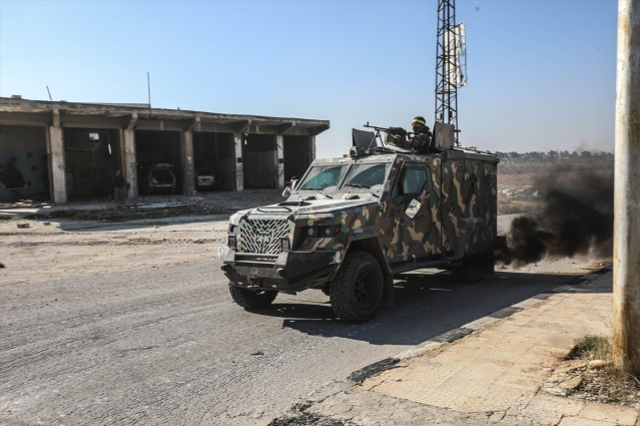 Halep savaşında ölü sayısı 100'ü geçti, muhalif gruplar kent merkezine dayandı