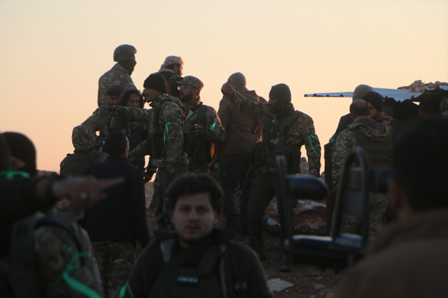 Muhalifler, Tel Rıfat'taki Minnığ Havaalanı'nı PKK/YPG terör örgütünden aldı