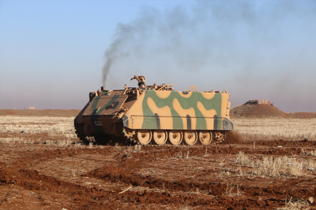 Onlarca araç yola çıktı! Muhaliflerin yeni hedefi Münbiç