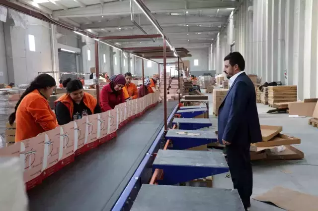 Eşinin 1 adet bileziğini bozdurarak kurduğu firmasında şimdi 750 kişiye istihdam sağlıyor