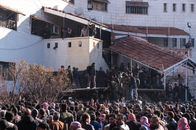 Esad'ın Şam'daki zindanından dehşete düşüren bir haber daha: Asitle eritilen cesetler bulundu