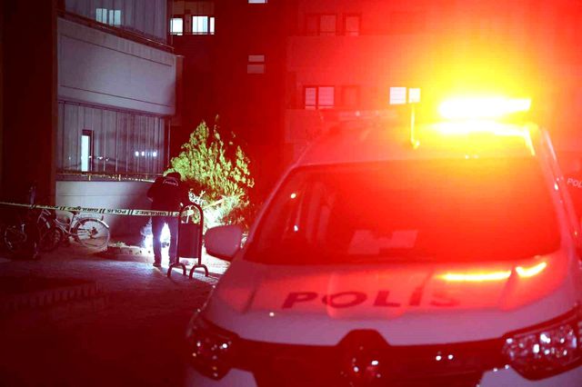 Eşini öldüren zanlının olay günü internette 'Av bıçağı' aradığı tespit edildi