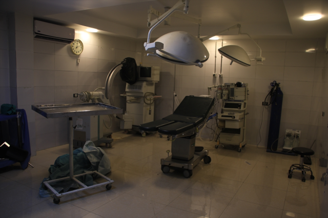 Münbiç'te teröristlerce kullanılan hastanenin altında tünel ağı bulundu